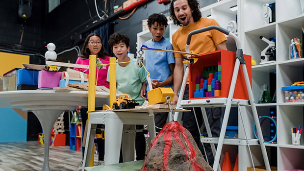 A Rube Sphere Media gets to work on science-focused Project Rube for Canada’s ...