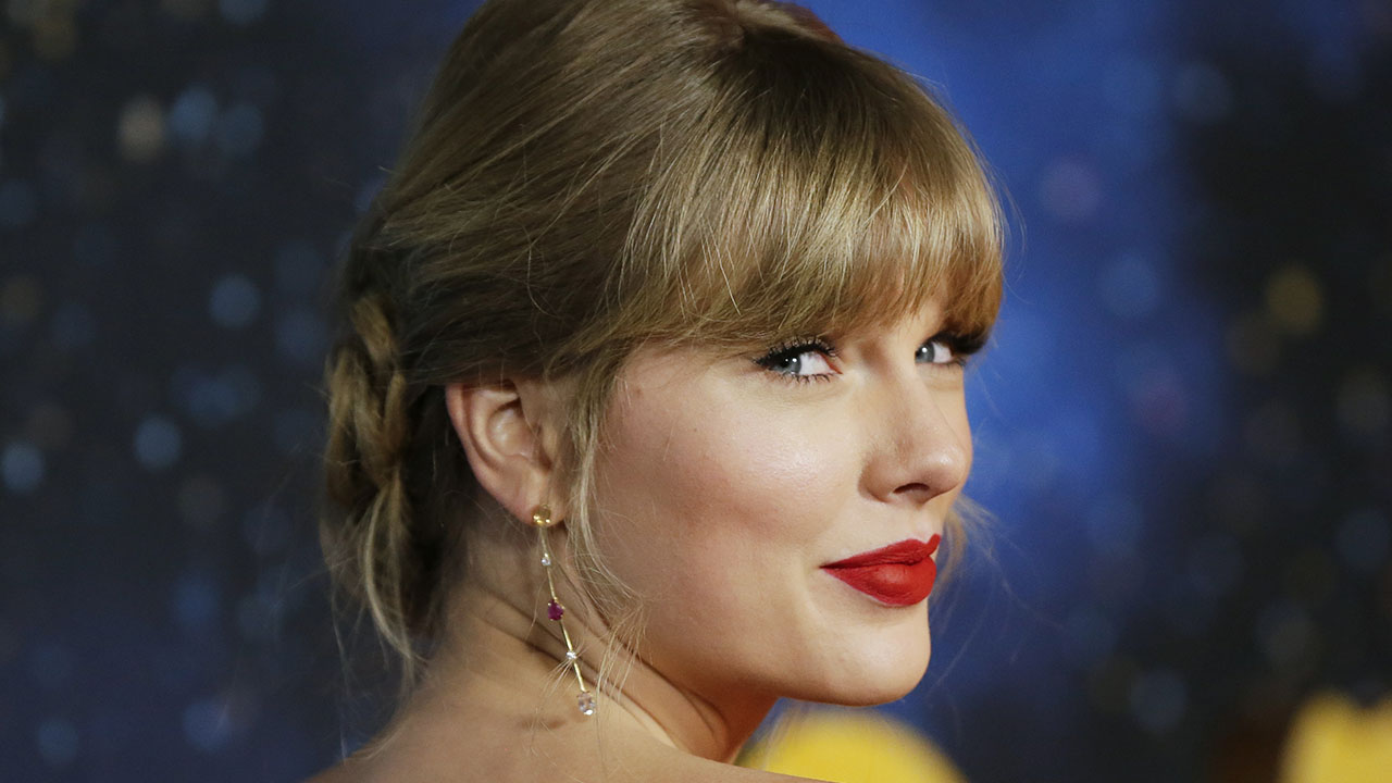 Taylor Swift: A Love Story